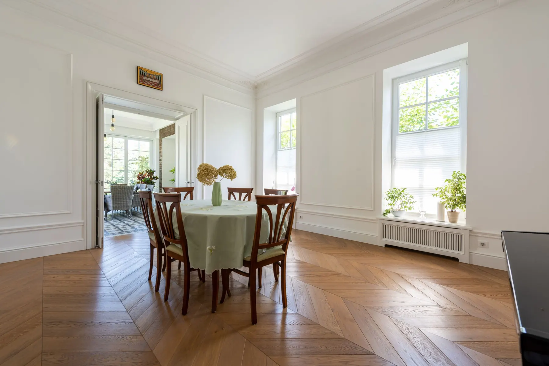 Salle à manger d’un appartement ancien rénové